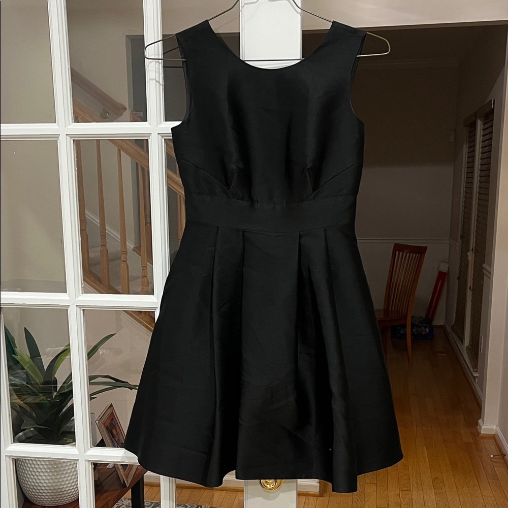 Kate Spade Black Fancy Meeting You Holiday party dress 2 xs low back bow pockets